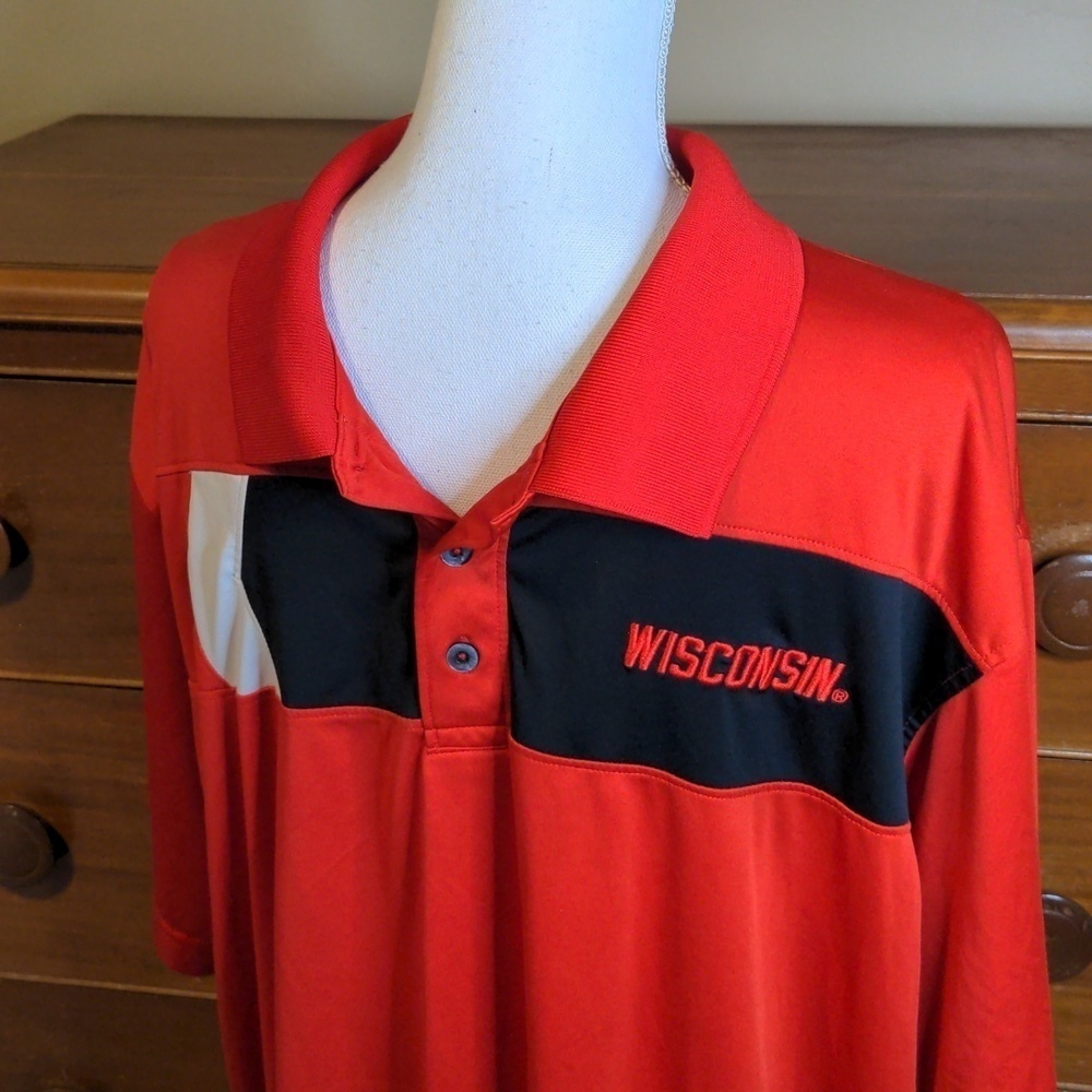 University of Wisconsin Polo Sz 2XL - Picture 2 of 10